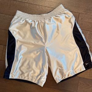 Mens XL reversible shorts